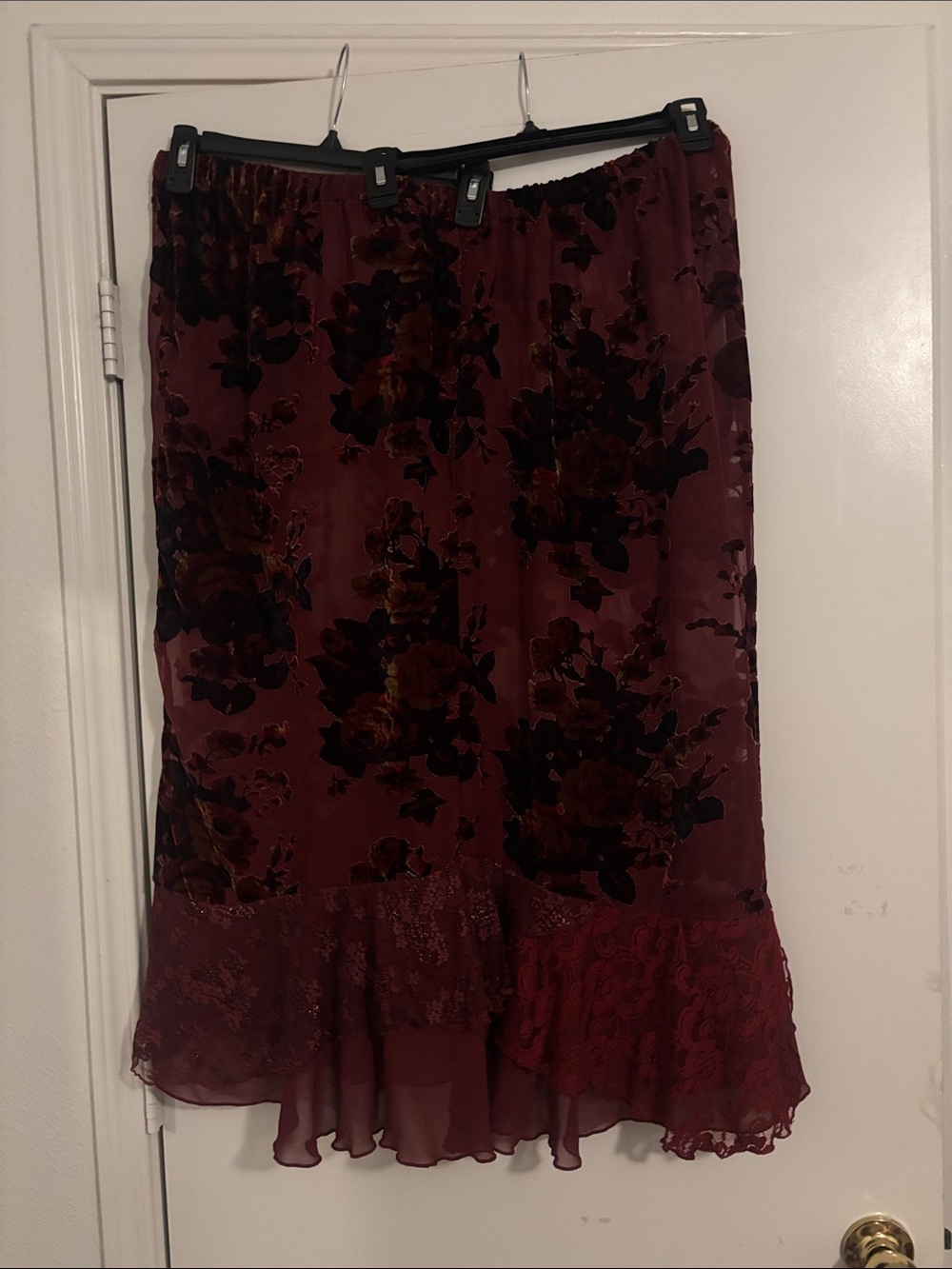 Burgundy Floral Lace Tunic Top and Skirt - Picture 10 of 11